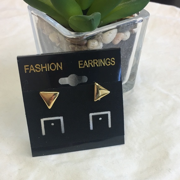 Urban Outfitters Gold Triangle Studs - Picture 2 of 6